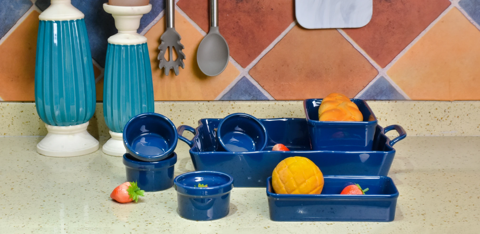 Daily Ceramics Manufacturer, Bakeware & Kitchen Collection