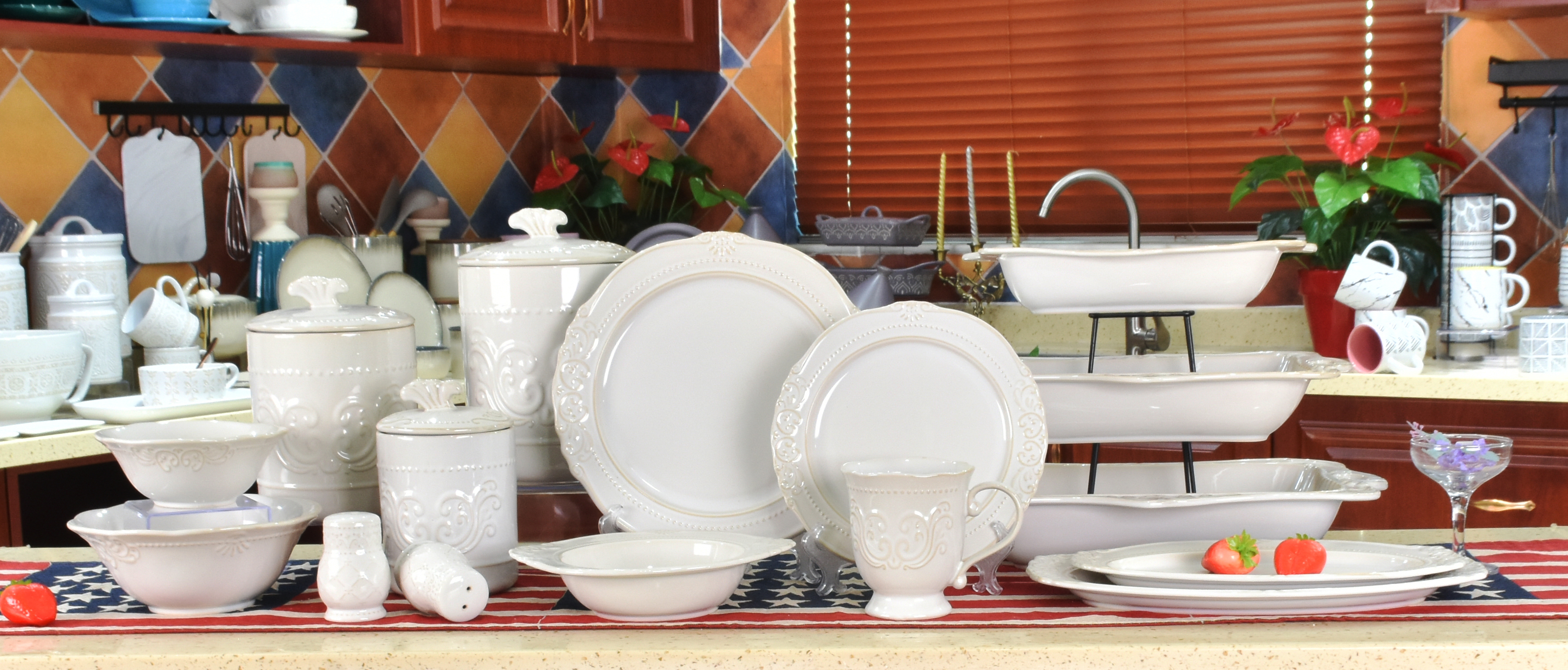 Wholesale Ceramics Manufacturer, Bakeware, Tableware, Pet & Garden Supplies