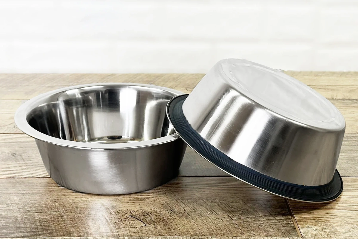 A Hygiene Pet Bowls Comparison, Ceramic vs. Stainless Steel vs. Plastic-1